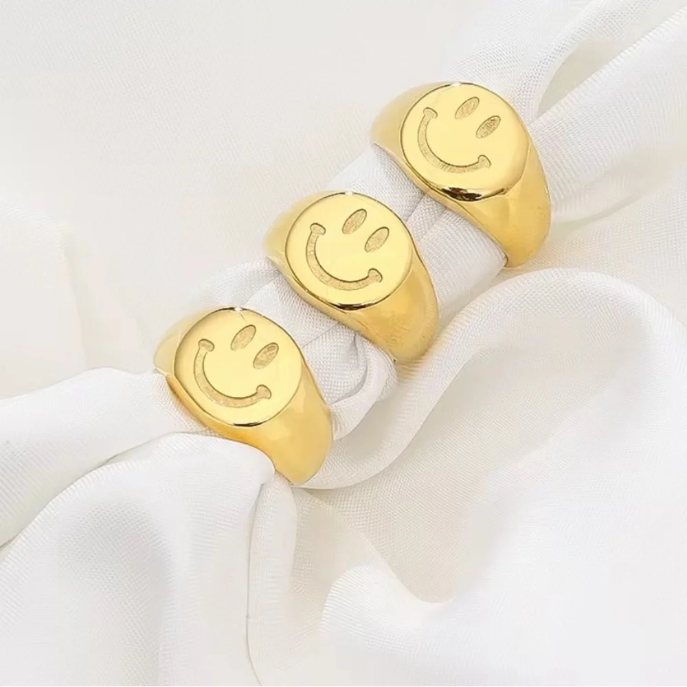 Stylish Smiley Face Ring Size 7 – Stainless Steel